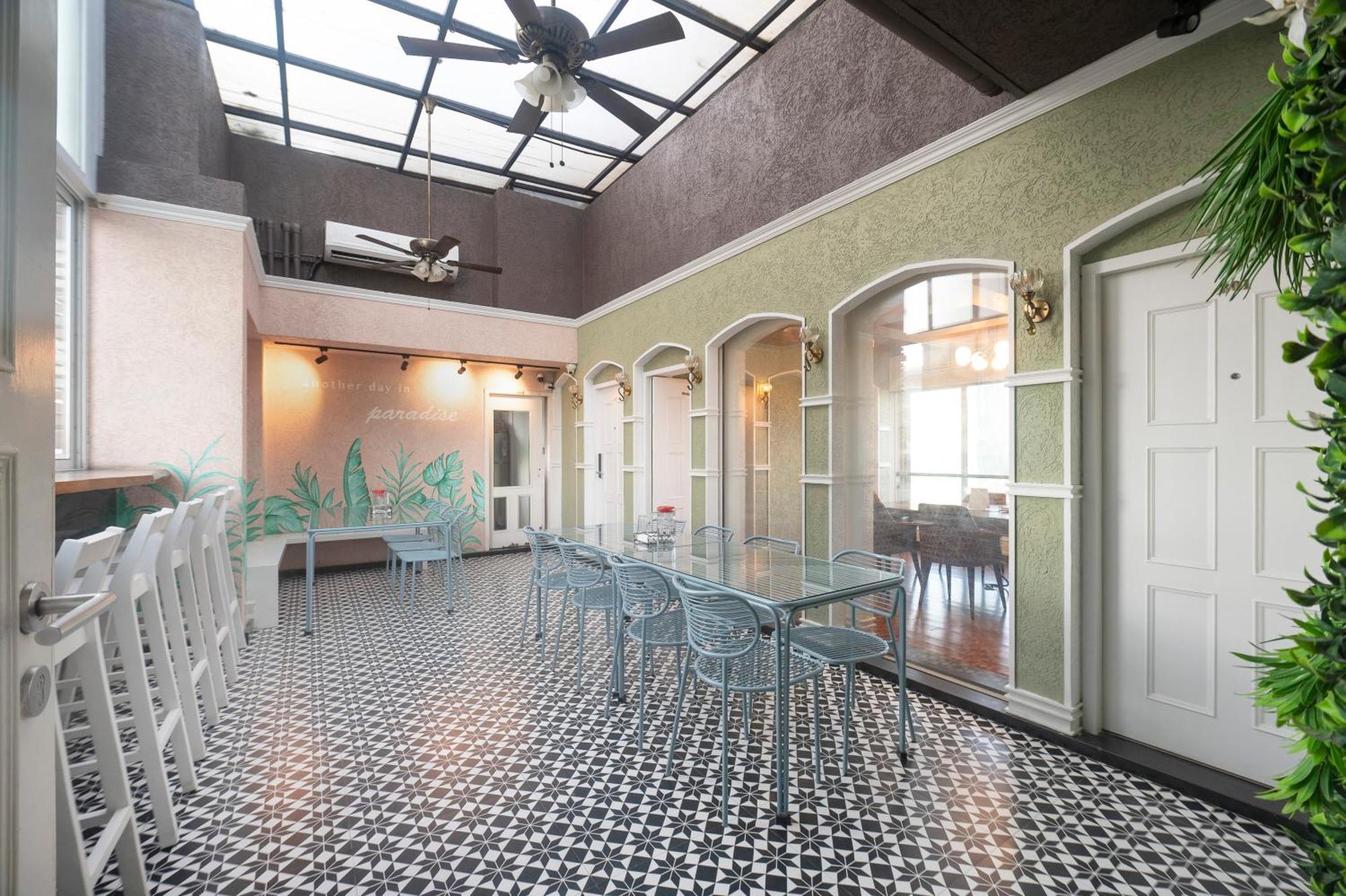 Theory9 Premium Service Apartments Bandra Bombay Extérieur photo