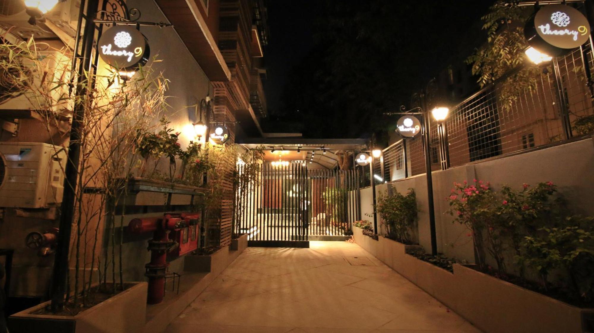Theory9 Premium Service Apartments Bandra Bombay Extérieur photo